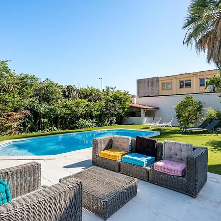 Des Ecoles Par Dodo A Apartment *